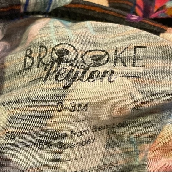 Brooke and Peyton bamboo sleeper size 0-3 months top and bottom zipper GUC - Picture 3 of 14